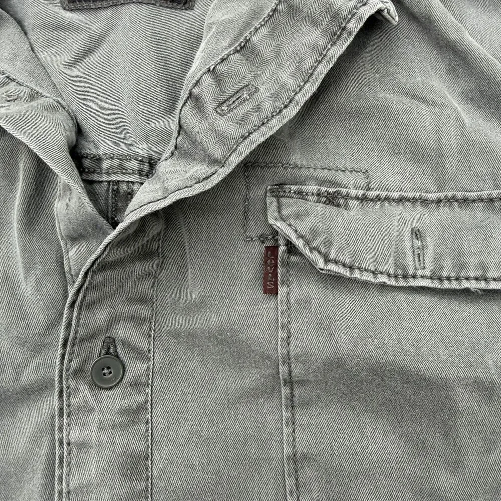 Levi Strauss & Co. Men's Gray Cotton Long Sleeve Button-Up Shirt Size Large